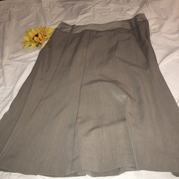 East 5 th Skirt - Picture 4 of 7